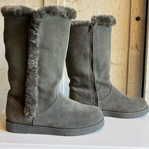 TARGET Brand Real Suede Leather Gray Boots womens sz 9